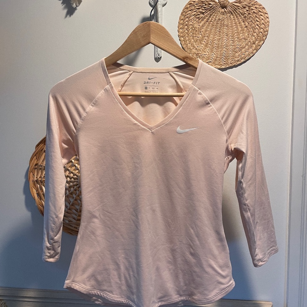 Nike 3/4 sleeve pink athletic top